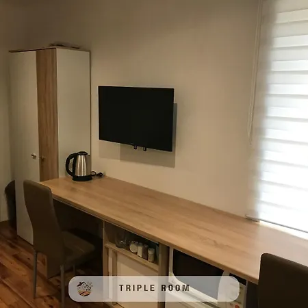 Apartmanovy Dom * Visnove