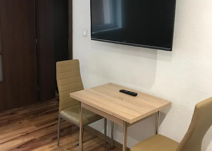 Apartmanovy Dom * Visnove